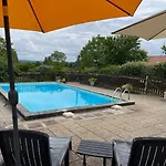 Les Casaniers, La Petite Maison Dom wakacyjny